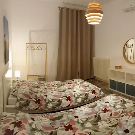 Apartment Appartamento Vieste Centro Vista Mare *