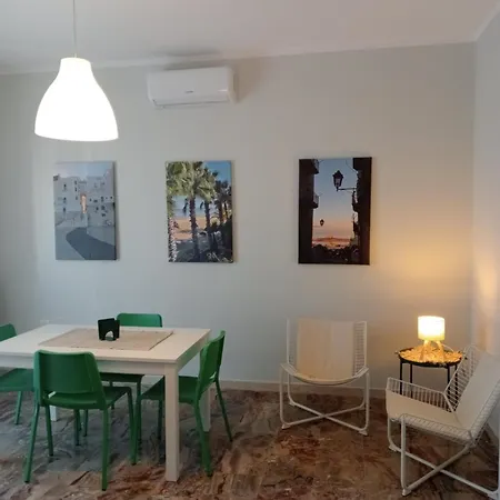 Apartment Appartamento Vieste Centro Vista Mare *